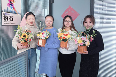 若水芳華，綻若春花！女神節(jié)到，聚丙烯酰胺廠家賽諾威恭祝天下所有女性芳華若春花！